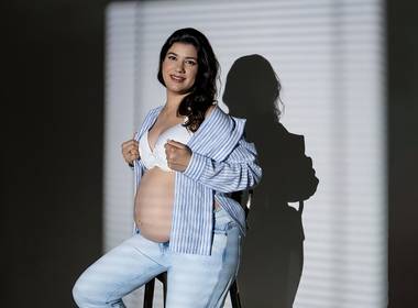 Ensaio Gestante de Ensaio Gestante em Estúdio em Ipatinga | Jeicyara e Wilder à espera de Lucas