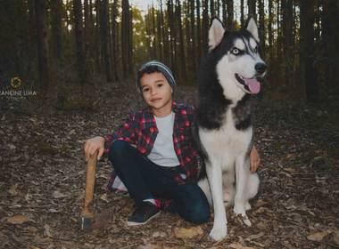Ensaio Infantil de O lenhador e o lobo na verdade são amigos. ♡