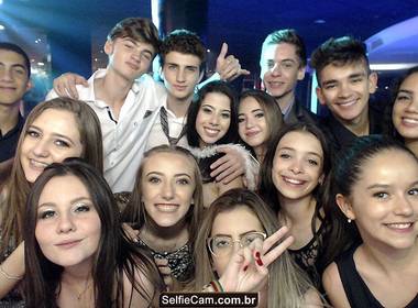 15 Anos de Vivian Cardoso