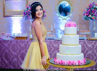 ANIVERSÁRIOS de Danielle - 15 anos