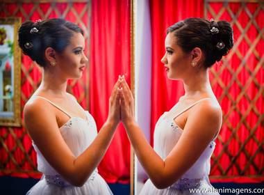 ANIVERSÁRIOS de Thayssa Adelaide - 15 anos