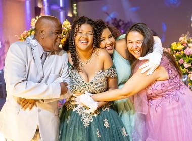 Debutante de Aniversário 15 anos Esther