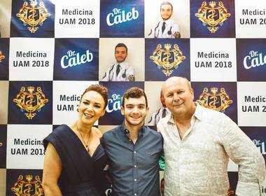 Outros de Jantar Dr Caleb