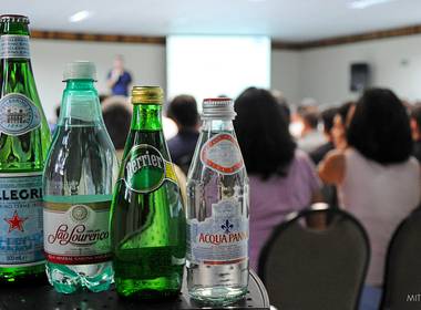 Outros de Kick Off Nestle Waters Brasil