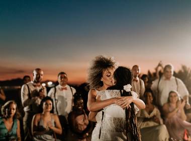 Casamentos de Jaline e Taísa - Praia da Reserva - RJ