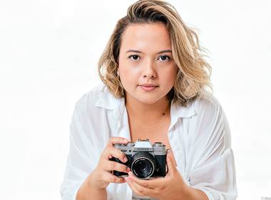 Retrato Corporativo de Camila Almeida