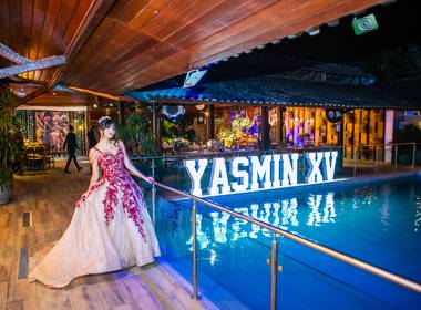 ANIVERSARIOS 15 ANOS de XV ANOS YASMIN