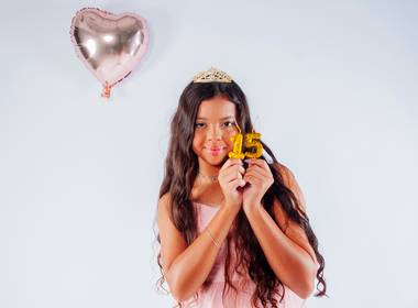 ESTUDIO KIDS de 15 anos Júlia