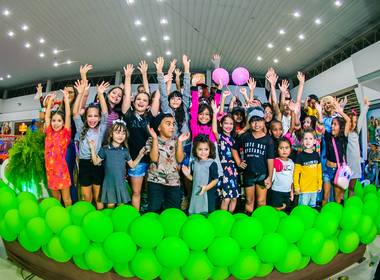 EVENTOS CORPORATIVOS de DESFILE ZIZOO KIDS