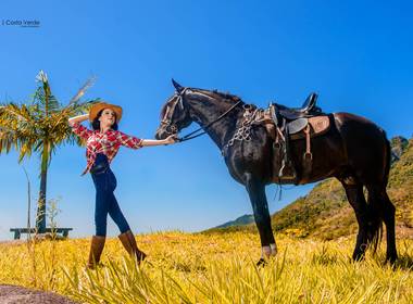 ENSAIO EXTERNO 15 ANOS de BOOK DOS XV PAMELA