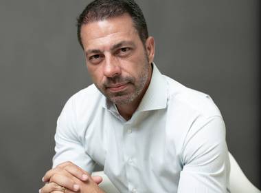 Corporativo de Rafael Ennes | Empresário