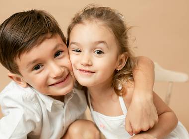 Crianças de Alice e João