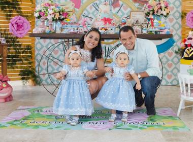Aniversário infantil de Ágata e Alice no País das Maravilhas