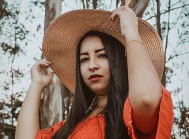 Feminino de Denize Aquino