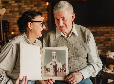 CASAL de FOTOGRAFIA DE CASAL | TERESINHA E PEDRO - SINGULAR - SAPUCAIA DO SUL - RS