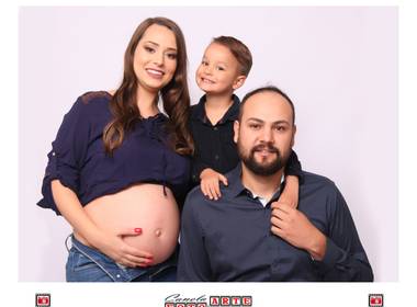 Retratos de Gestantes de  Mamãe Daiani,  Papai Vanderson e o Mano Bernardo à espera do Joaquim!