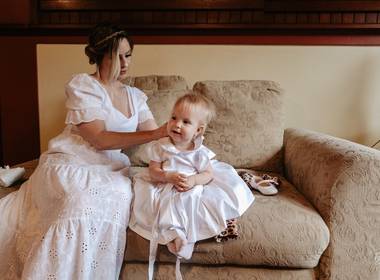 Documental de Família de O dia do batizado e aniversário a Helo