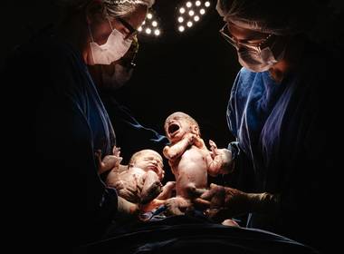 Nascimentos de O nascimento da Kiara e da Karola