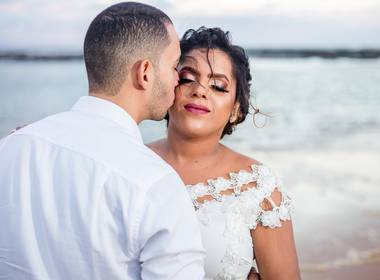 Casamento Civil de Casamento Civil em Camaçari com Ensaio Pós Casamento na Praia de Jauá de Diandra e Alan