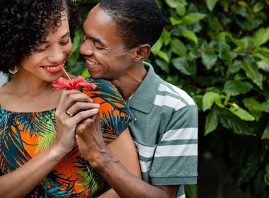 Ensaio Pré-Casamento de Ensaio Pré Casamento de Disnei e Emilie na Praia de VIlas do Atlântico - Lauro de Freitas, BA