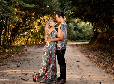 Ensaio Pré-Casamento de Ensaio Pré Casamento no Parque de Pituaçu de Katrine e Yuri