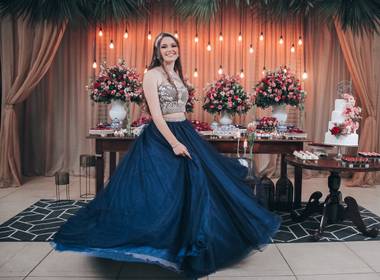 Debutante de EMANUELLY