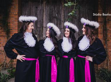 SESSÃO FOTOGRÁFICA de Sessão Formandas - Amanda, Alessandra, Isadora e Simone