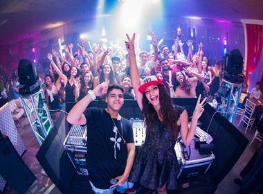 15 Anos de 15 Anos Camille