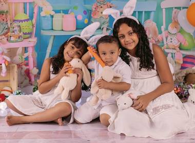 Ensaio Infantil de Ensaio de Páscoa dos irmãos Lívia, Isis e Léo
