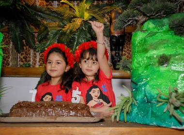 FESTA INFANTIL de Katharina 7 e Valenthina 5 anos