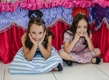 FESTA INFANTIL de Cecília e Luísa 8 anos