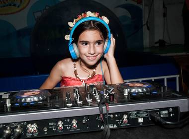 FESTA INFANTIL de Bianca 8 anos