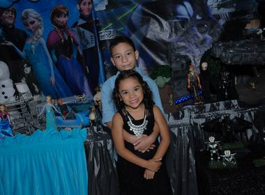 FESTA INFANTIL de Gabriel 9 Anna Carolina 5