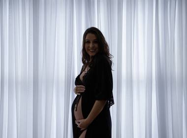 Gestante em Estúdio de Ensaio Gestante Bruna - Estúdio