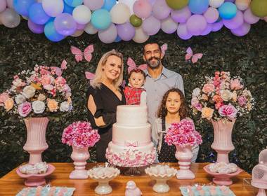 Infantil de Aniversário Isabella - 1 ano