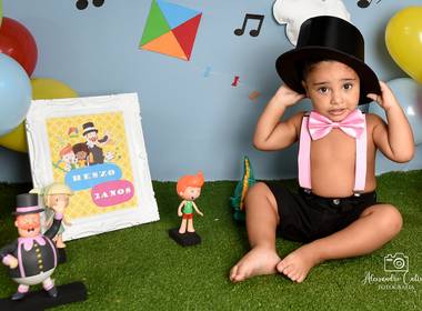 Mini Ensaios Infantis de Mini Ensaio do Henzo, 2 Anos Mundo Bita