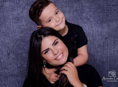 Mães de Ensaio de Dia das Mães Amanda e Hector