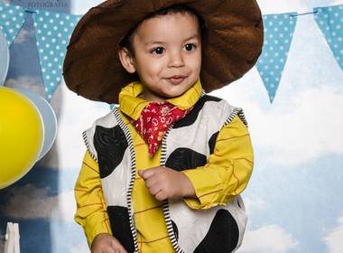 Mini Ensaios Infantis de Mini Ensaio - Vitor Toy Story 2 Anos