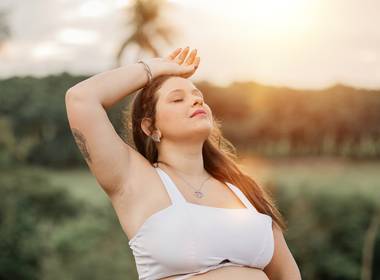 GESTANTE de VIVIANE GOLDONI = BETINA