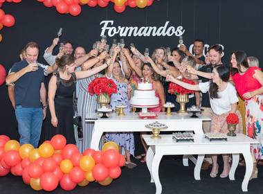 Eventos - Fabiana Bomfim de 15 anos formados - Direito - FUMEC