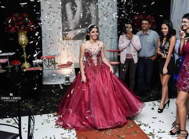 Debutantes de 15 anos Julia 