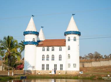 Externas de Erika e Gustavo | Fotografia de casamento na cidade de Dores do Indaia MG