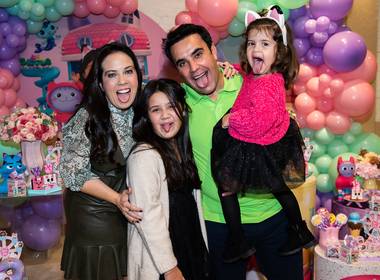 Infantil de Lívia 11 Anos e Laís 3 Anos!!
