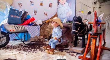 Infantil de Primeiro aninho Vitor