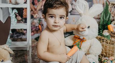 Infantil de Ensaio de Páscoa do Igor