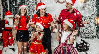 Temático Studio de Ensaio de Natal Moises+Dani=Familia 