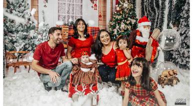 Temático Studio de Ensaio Natal Preto+Ligi=Familia 