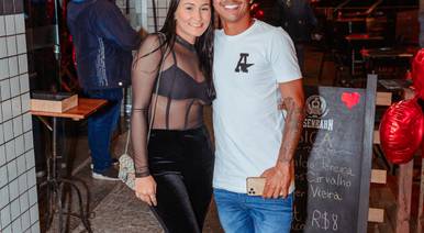 Comemoração de Dia dos Namorados - Dee Espetos