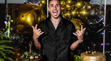 Comemoração de Festa de Gala - Thiago Galhardo