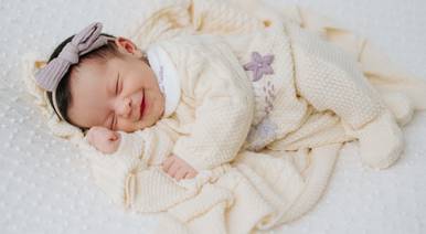 newborn de Newborn Natural - lifestyle no estúdio